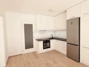 Pronájem bytu 2+kk, Praha - Dolní Chabry, Za Pískovnou, 51 m2