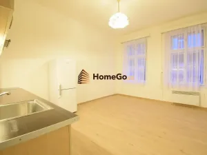 Pronájem bytu 2+kk, Praha - Vršovice, Sevastopolská, 40 m2