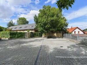Prodej rodinného domu, Praha - Benice, Na koupaliště, 144 m2