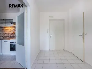 Prodej bytu 2+kk, Praha - Kyje, Lipnická, 42 m2