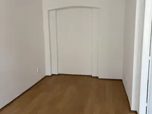 Pronájem bytu 2+1, Praha - Žižkov, Prokopova, 58 m2