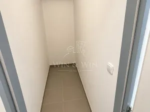 Prodej bytu 2+kk, Jince, Zborovská, 56 m2