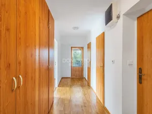 Prodej bytu 3+1, Kosmonosy, Debřská, 76 m2