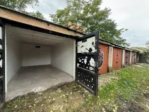 Pronájem garáže, Praha - Vršovice, 18 m2