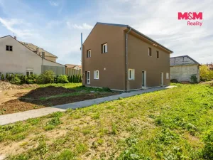 Prodej rodinného domu, Králův Dvůr, Fibichova, 97 m2