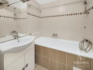 Prodej bytu 2+kk, Praha - Nusle, Kloboučnická, 50 m2