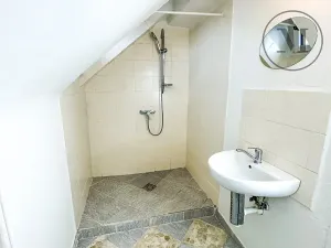 Pronájem bytu 1+kk, České Budějovice, Dobrovodská, 32 m2