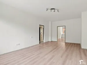 Prodej bytu 3+1, Pardubice - Zelené Předměstí, Sladkovského, 74 m2