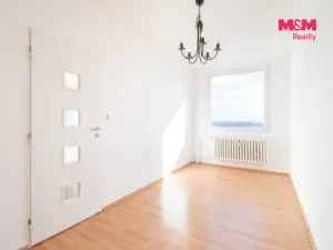 Pronájem bytu 3+1, Praha - Prosek, Jablonecká, 69 m2