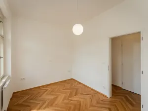 Pronájem bytu 2+kk, Praha - Žižkov, Seifertova, 46 m2