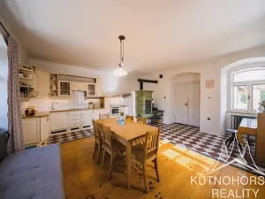 Prodej rodinného domu, Velenka, 414 m2