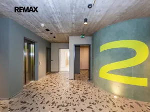 Prodej bytu 1+kk, Praha - Radlice, U Komína, 38 m2