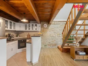 Prodej zemědělské usedlosti, Jarpice, 380 m2