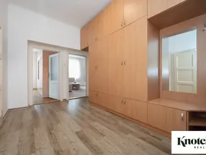 Prodej bytu 2+1, Brno, Staňkova, 82 m2
