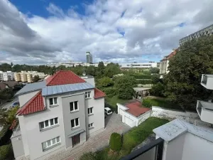 Pronájem bytu 3+1, Praha, V rovinách, 82 m2