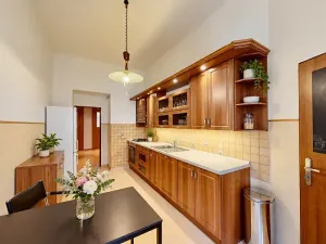Prodej bytu 3+1, Praha - Holešovice, Janovského, 95 m2