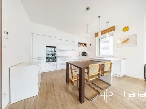 Prodej bytu 3+kk, Olomouc, Eduarda Hamburgera, 62 m2
