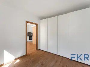 Pronájem bytu 2+kk, Praha - Hloubětín, K náhonu, 47 m2