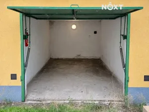 Prodej garáže, Praha - Strašnice, 16 m2