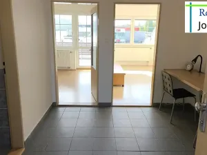 Pronájem bytu 2+kk, Liberec, Jeronýmova, 58 m2