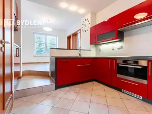 Prodej rodinného domu, Teplice, Josefa Šafaříka, 382 m2