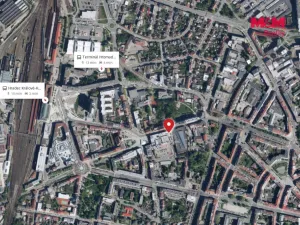 Pronájem obchodního prostoru, Hradec Králové - Pražské Předměstí, náměstí 28. října, 119 m2