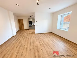 Prodej bytu 2+kk, Smečno, 56 m2