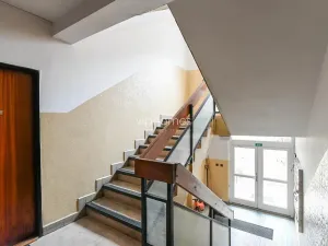 Prodej bytu 3+1, Praha - Smíchov, Plzeňská, 72 m2