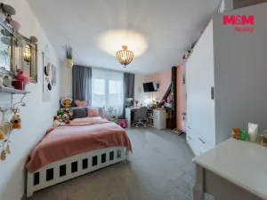Prodej rodinného domu, Nová Role, Chodovská, 160 m2