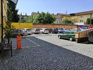 Pronájem kanceláře, Pardubice, Štrossova, 205 m2