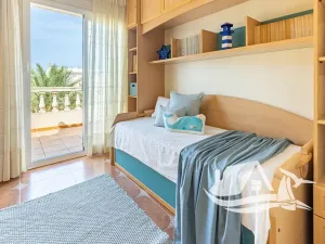 Prodej rodinného domu, Oliva, Španělsko, 150 m2