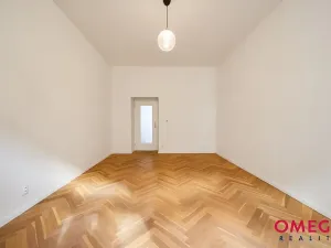 Prodej bytu 2+kk, Praha - Bubeneč, U studánky, 64 m2