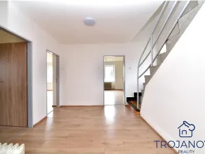 Pronájem rodinného domu, Benešov, Nezvalova, 250 m2