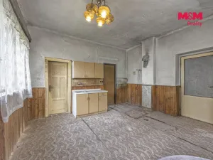 Prodej rodinného domu, Šárovcova Lhota, 160 m2
