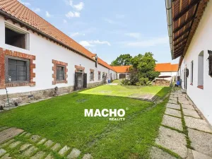 Prodej zemědělské usedlosti, Žďár, 181 m2