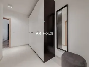Prodej bytu 2+kk, Praha - Strašnice, Zvěřinova, 61 m2