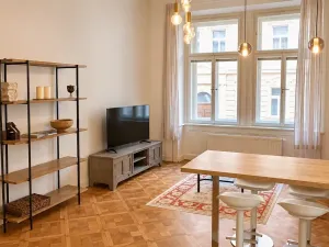Pronájem bytu 2+kk, Praha - Vinohrady, Mánesova, 55 m2