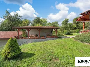 Prodej rodinného domu, Hoštice, 168 m2