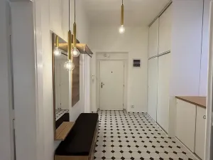 Pronájem bytu 2+kk, Praha - Žižkov, Křišťanova, 58 m2