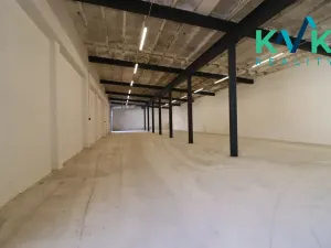 Pronájem skladu, Karlovy Vary, Chebská, 450 m2