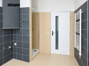 Pronájem bytu 1+kk, Plzeň, Klatovská třída, 38 m2