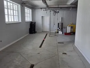 Pronájem výrobních prostor, Náměšť nad Oslavou, Masarykovo nám., 380 m2
