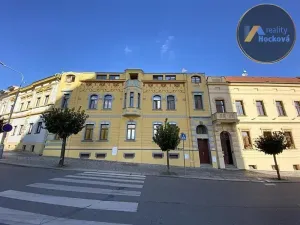 Pronájem bytu 2+1, Slaný, 60 m2