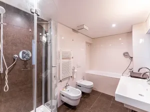 Prodej bytu 5+kk, Praha - Malá Strana, Újezd, 154 m2