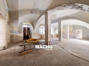 Prodej obchodního prostoru, Řitka, Na návsi, 286 m2