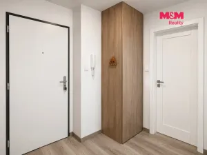 Pronájem bytu 2+kk, Praha - Strašnice, Limuzská, 52 m2