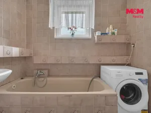 Prodej rodinného domu, Slavíkov - Horní Vestec, 140 m2