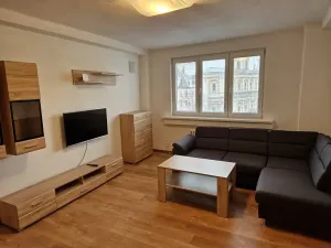 Pronájem bytu 2+1, Ostrava, Zámecká, 78 m2