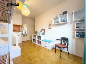 Prodej bytu 6+kk a větší, Praha - Hrdlořezy, Učňovská, 194 m2