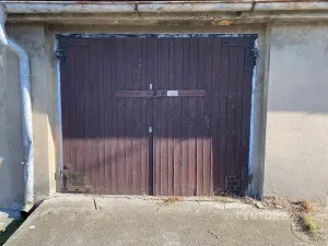 Pronájem garáže, Teplice, Libušina, 21 m2